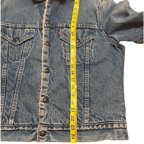 Vintage Levi’s 70505 Sherpa Trucker Jacket Size 42 Light Stonewash USA Made - Picture 6 of 16